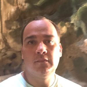 Meet your Posher, Adam